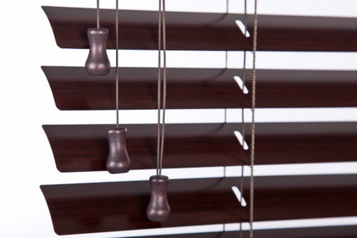 Lockable Blinds DIY Guide: How to Shorten Venetian Blinds